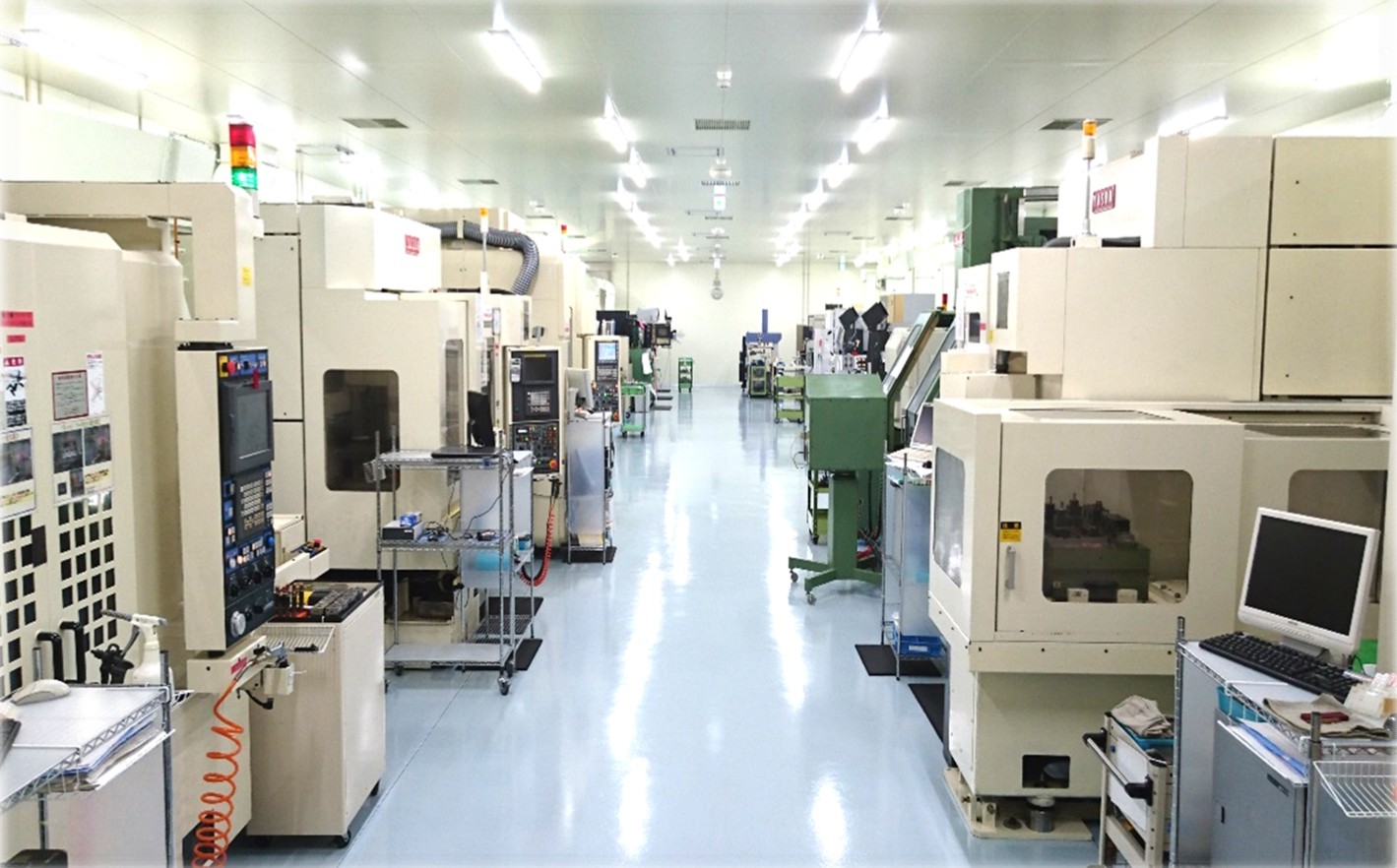 高い金型技術力と確かな成形技術を下地に技術開発提案型企業を目指す