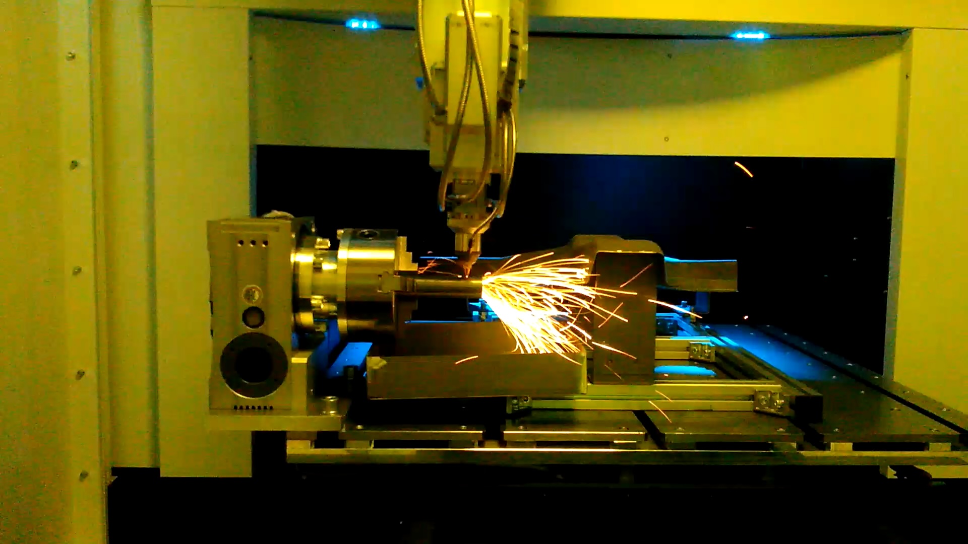 装置メーカーとしての設計力と、レーザー技術で実現した次世代の表面改質法―レーザーテクスチャリングがもたらす可能性